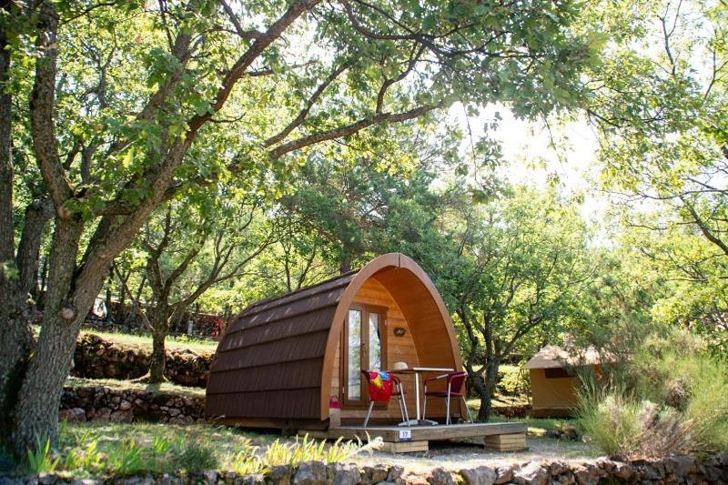 Campasun Camping De L'Aigle Aiguines Bagian luar foto
