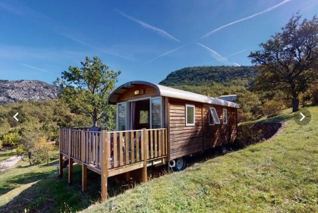 Campasun Camping De L'Aigle Aiguines Bagian luar foto